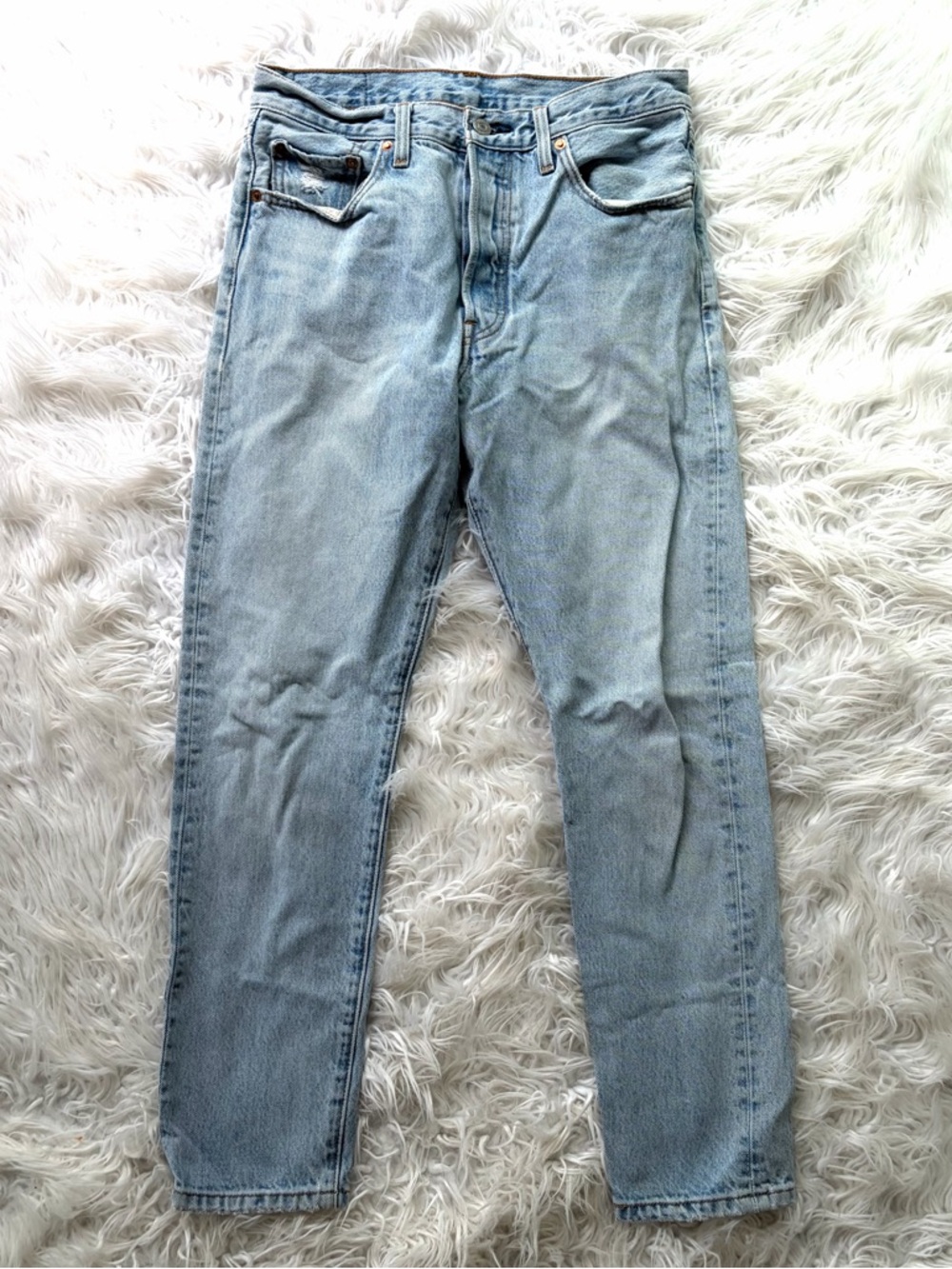 Levi's 501s Original Fit Jeans – Light Wash Button Fly 28X28